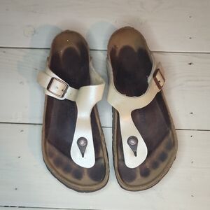 Birkenstock Cream Sandals